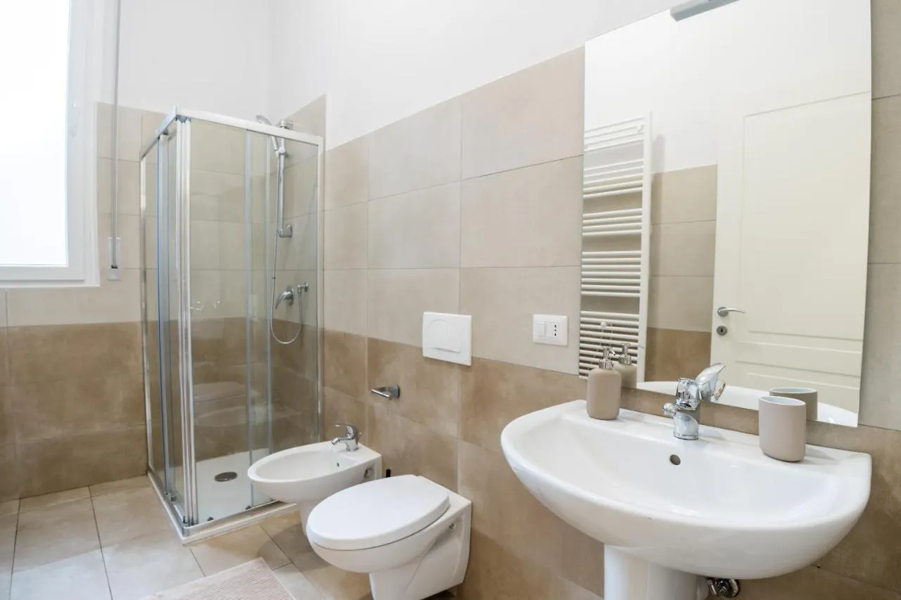 Nord Milano Luxury Apartments Bresso 0*,
